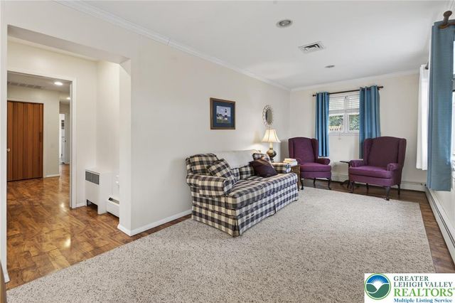 2202 West Tilghman Street, Allentown City, PA 18104