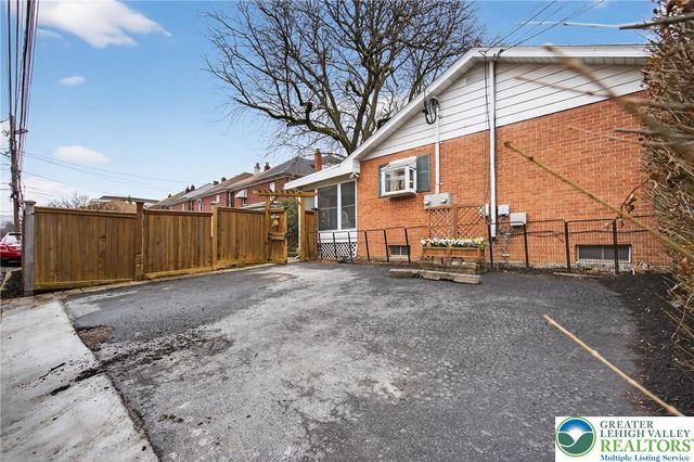 2202 West Tilghman Street, Allentown City, PA 18104