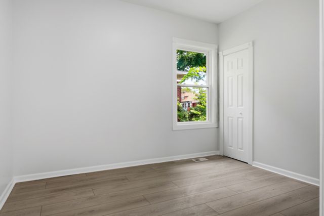 7948 S Colfax Avenue, Chicago, IL 60649