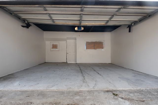 7948 S Colfax Avenue, Chicago, IL 60649