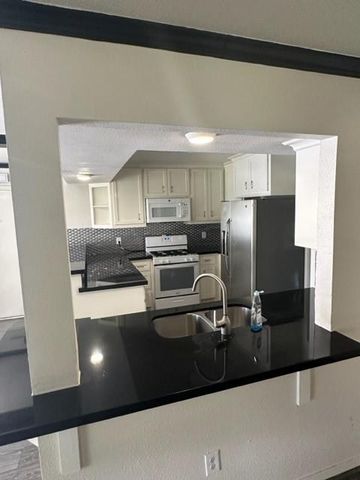 3862 Wichita Street, Houston, TX 77004