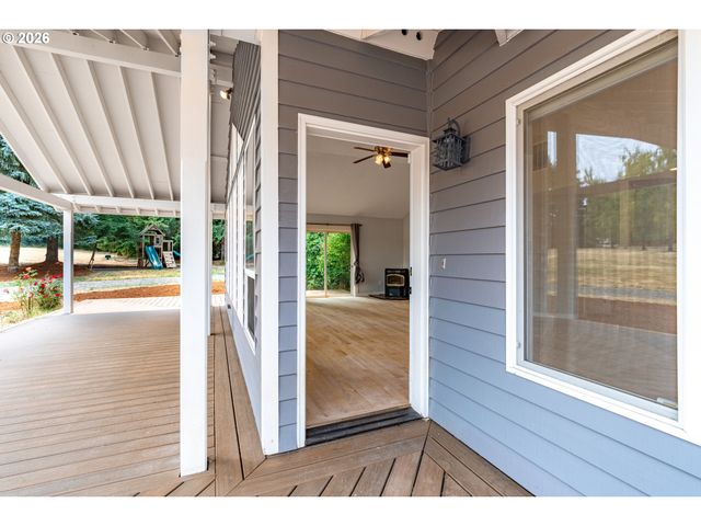 20999 S JUBB Rd, Estacada, OR 97023