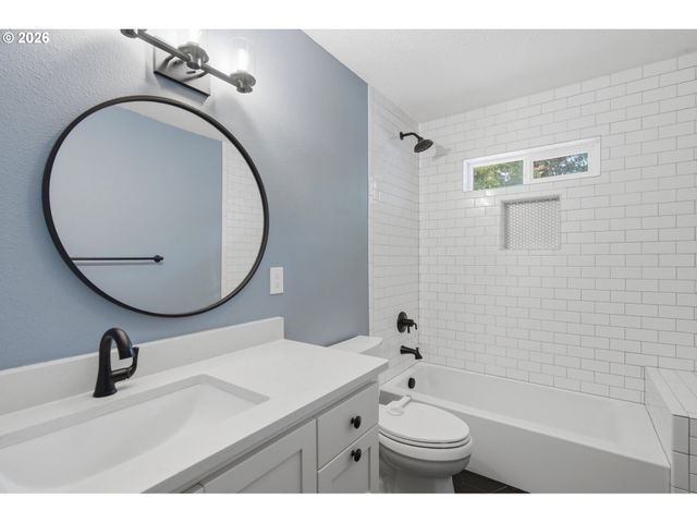 20999 S JUBB Rd, Estacada, OR 97023