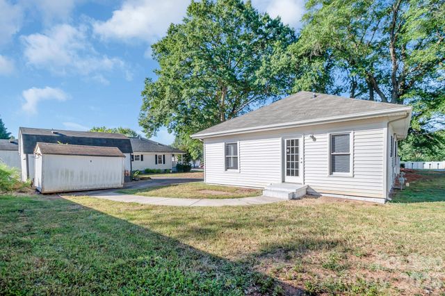 204 Pleasant Street, Belmont, NC 28012