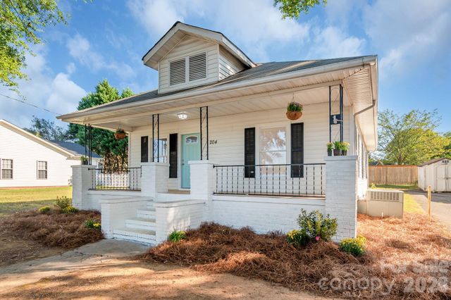 204 Pleasant Street, Belmont, NC 28012