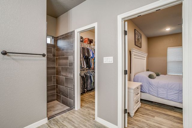 1576 Lizzie Lane, Burleson, TX 76028