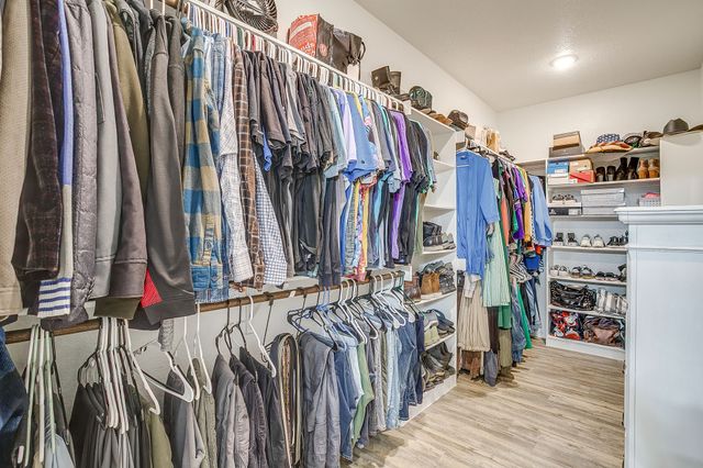 1576 Lizzie Lane, Burleson, TX 76028