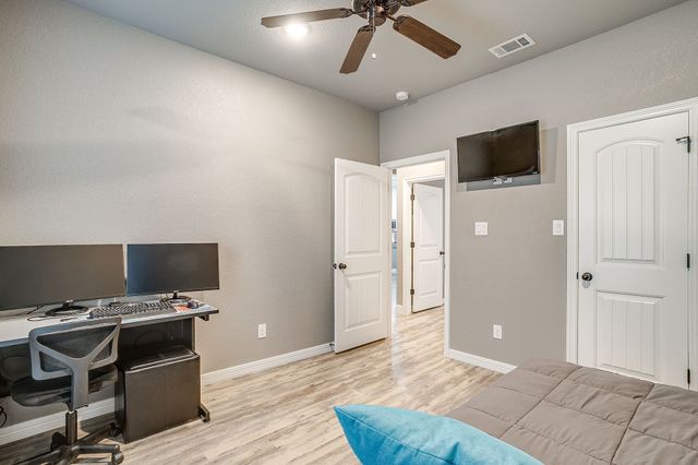 1576 Lizzie Lane, Burleson, TX 76028