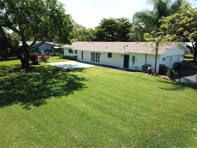 10343 SW 114th St, Miami, FL 33176