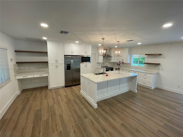 10343 SW 114th St, Miami, FL 33176