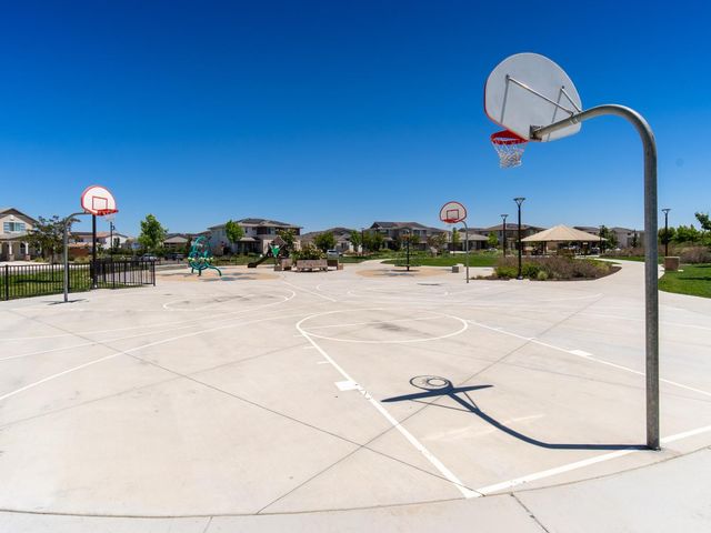 12041 Aleria Cir, Rancho Cordova, CA 95742