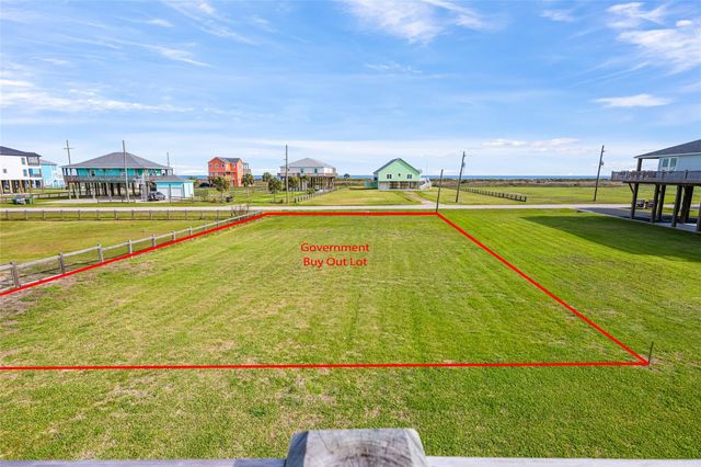 4424 Hatteras Drive, Crystal Beach, TX 77650