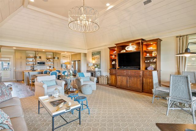 4424 Hatteras Drive, Crystal Beach, TX 77650