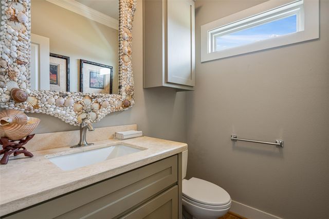 4424 Hatteras Drive, Crystal Beach, TX 77650