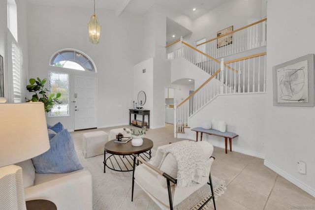 11674 Scripps Creek Dr, San Diego, CA 92131