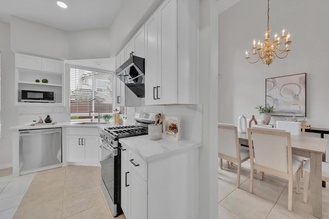 11674 Scripps Creek Dr, San Diego, CA 92131