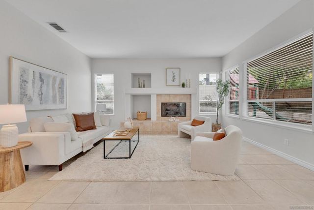 11674 Scripps Creek Dr, San Diego, CA 92131