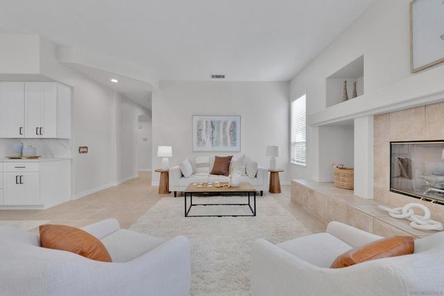 11674 Scripps Creek Dr, San Diego, CA 92131