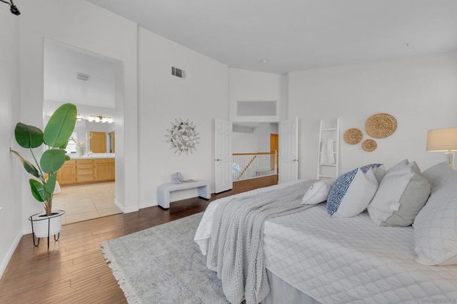 11674 Scripps Creek Dr, San Diego, CA 92131