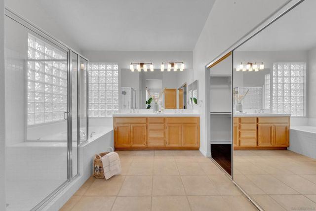 11674 Scripps Creek Dr, San Diego, CA 92131