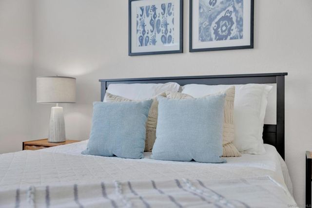 11674 Scripps Creek Dr, San Diego, CA 92131