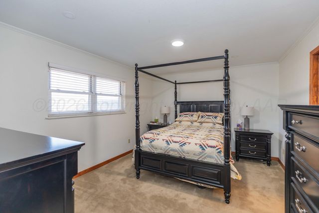 1501 BAILEY Avenue, Dumas, TX 79029