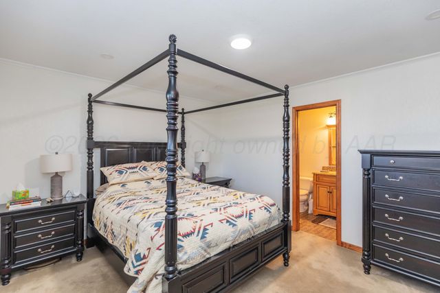 1501 BAILEY Avenue, Dumas, TX 79029