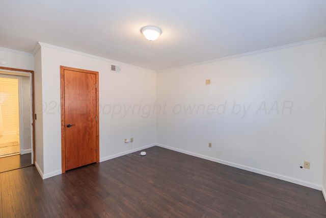 1501 BAILEY Avenue, Dumas, TX 79029