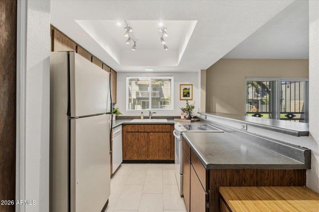2208 W Lindner Avenue 40, Mesa, AZ 85202