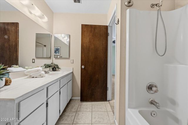 2208 W Lindner Avenue 40, Mesa, AZ 85202