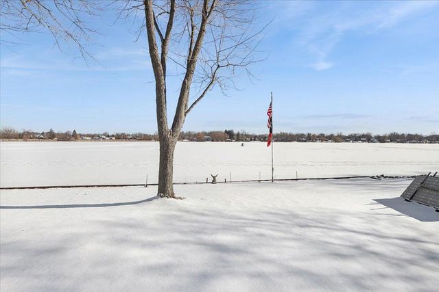 27705 98th STREET, Trevor, WI 53179