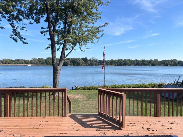 27705 98th STREET, Trevor, WI 53179