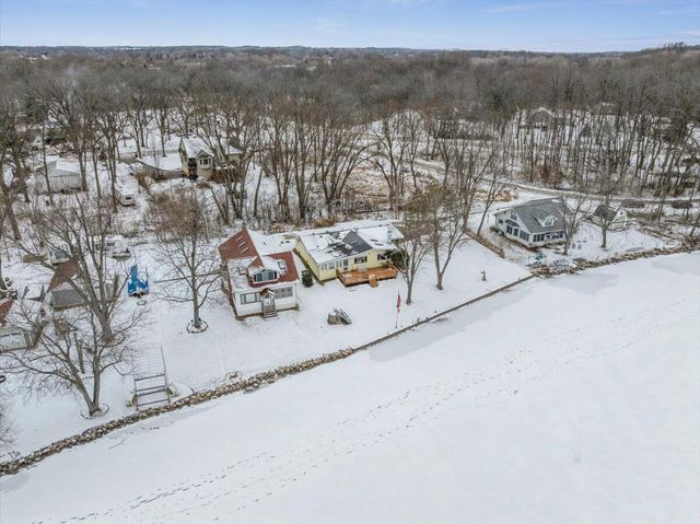 27705 98th STREET, Trevor, WI 53179