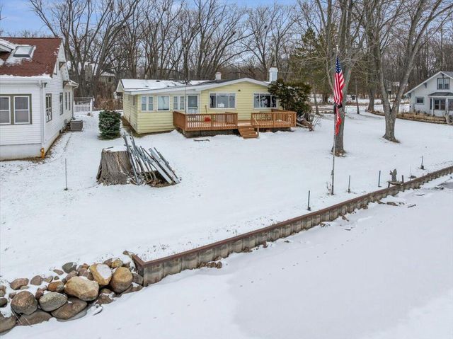 27705 98th STREET, Trevor, WI 53179