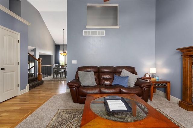 18448 CURRY Street, Gardner, KS 66030