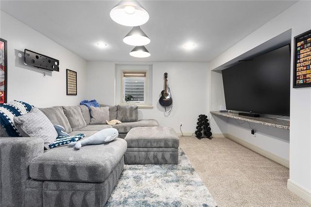 18448 CURRY Street, Gardner, KS 66030