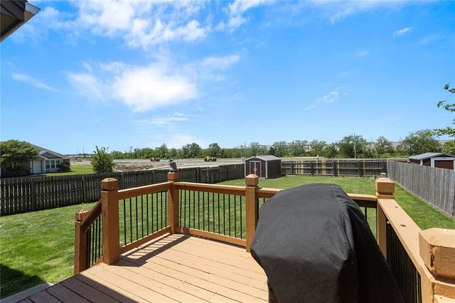 18448 CURRY Street, Gardner, KS 66030