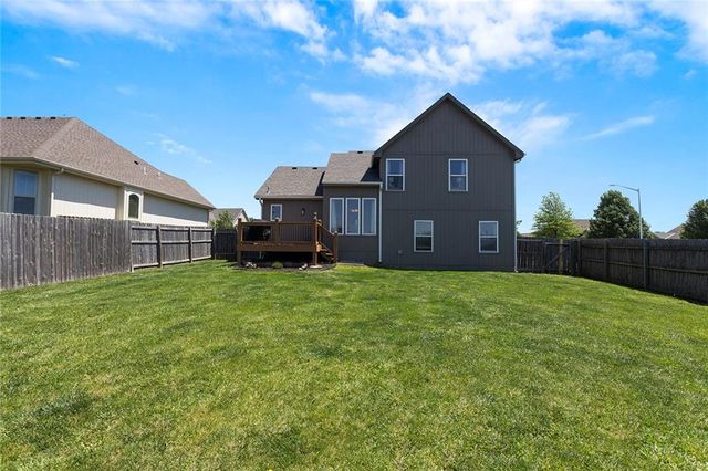 18448 CURRY Street, Gardner, KS 66030