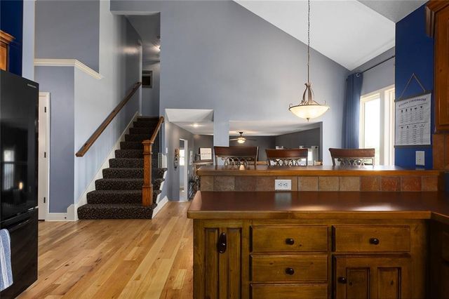 18448 CURRY Street, Gardner, KS 66030