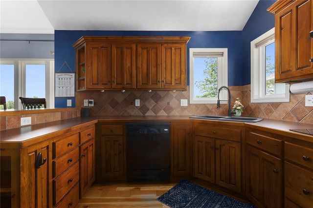 18448 CURRY Street, Gardner, KS 66030