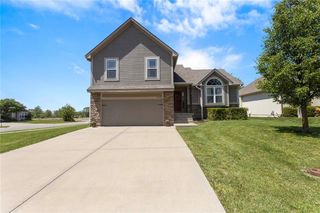 18448 CURRY Street, Gardner, KS 66030