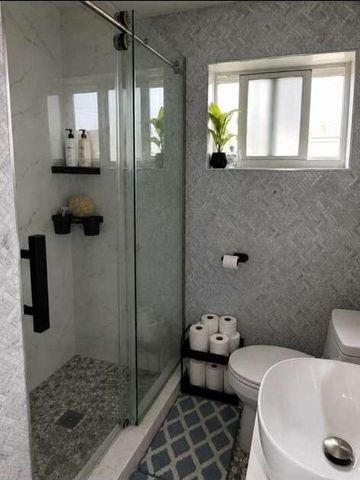 306 NE 6th Street 1-4, Hallandale Beach, FL 33009
