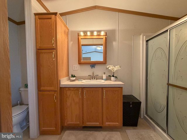 21 BLUEBIRD LN, Whiting, NJ 08759