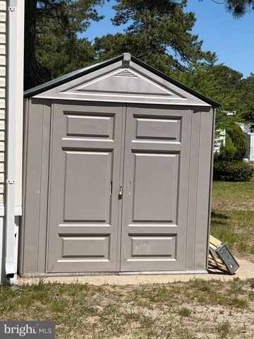 21 BLUEBIRD LN, Whiting, NJ 08759