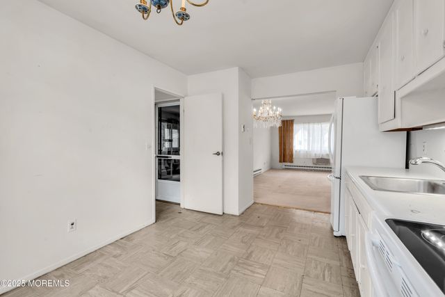 4 Maryland Avenue A, Manchester, NJ 08759