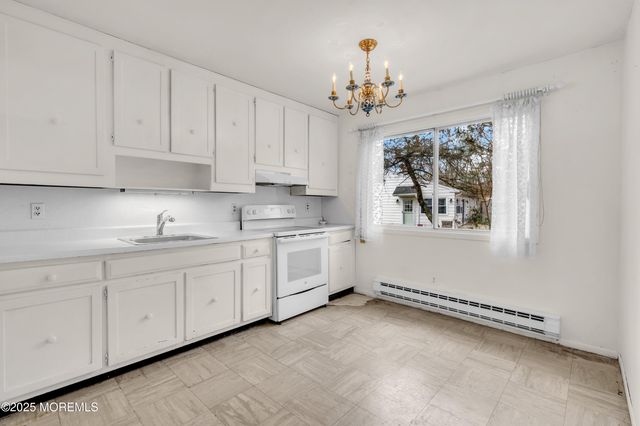 4 Maryland Avenue A, Manchester, NJ 08759