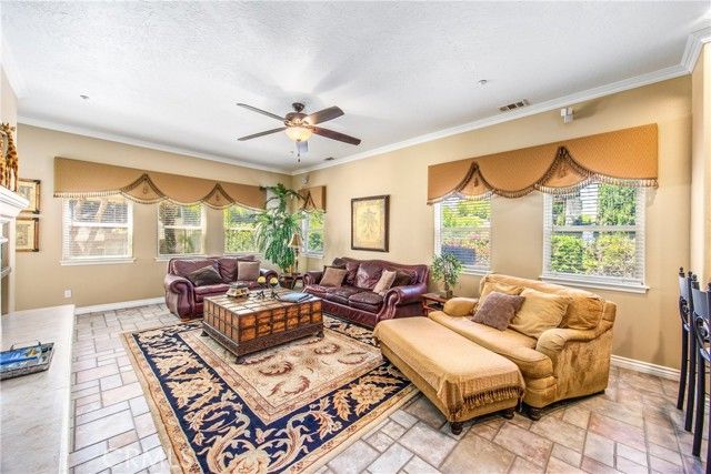 652 Fairway Drive, Redlands, CA 92373