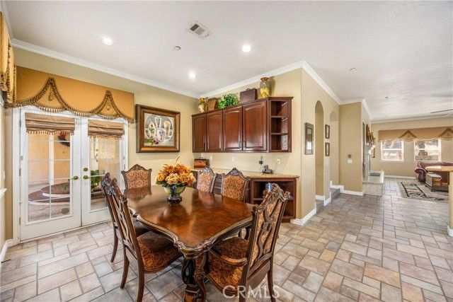 652 Fairway Drive, Redlands, CA 92373