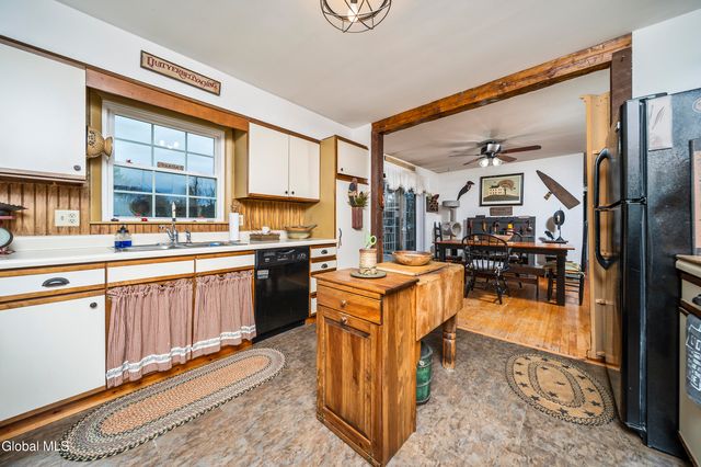 34 Ford Road, Pittstown, NY 12180