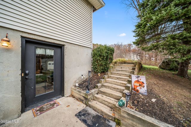 34 Ford Road, Pittstown, NY 12180